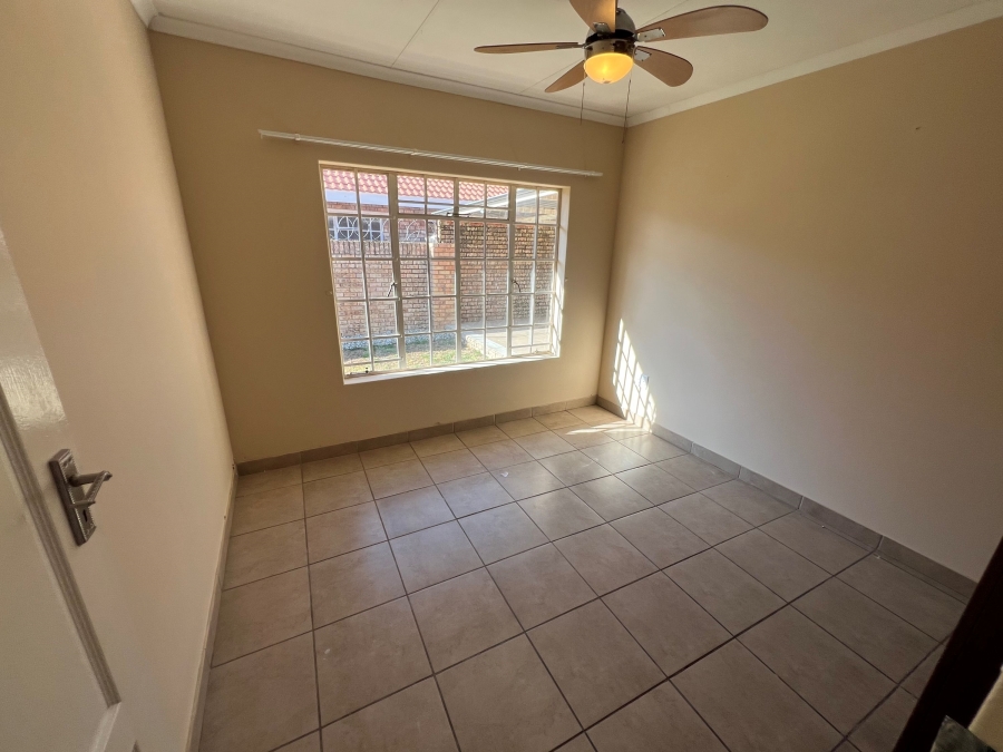 3 Bedroom Property for Sale in La Hoff North West